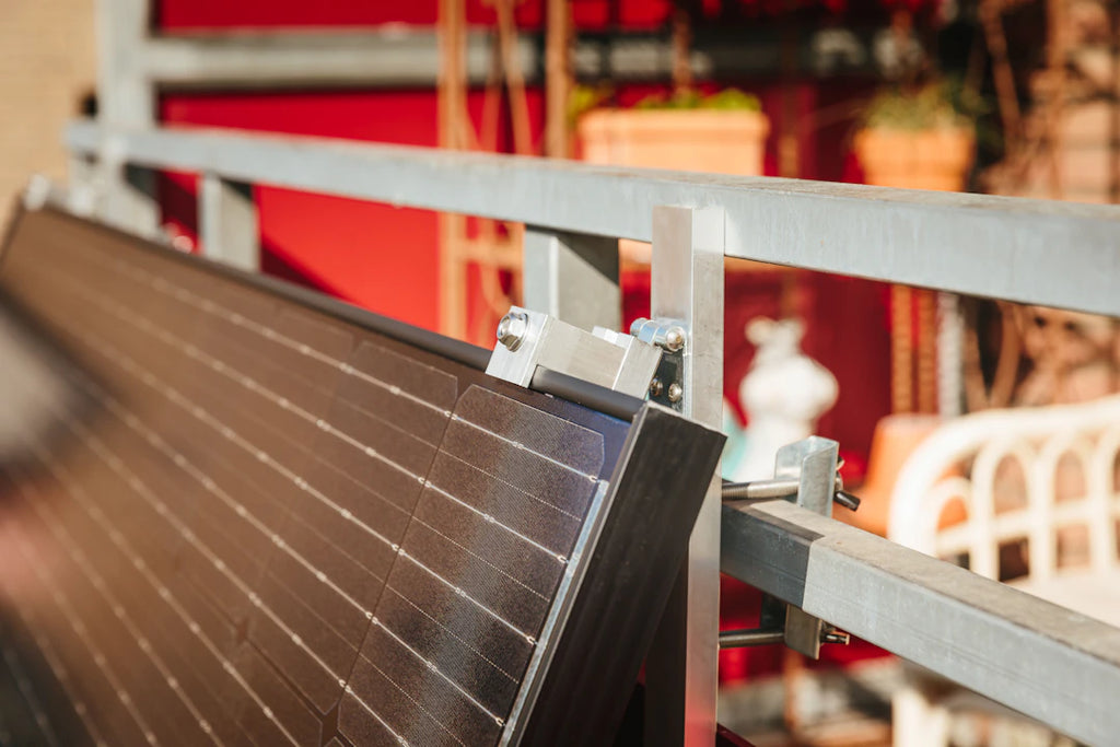 Space-Saving Flexible Solar Panels for Efficient Energy